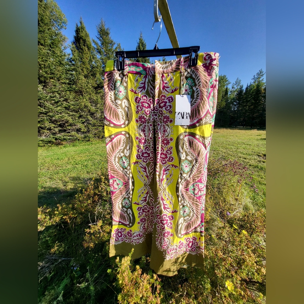 "Bohemian Rhasody" Zara Multicolor Patterned Flare Pants